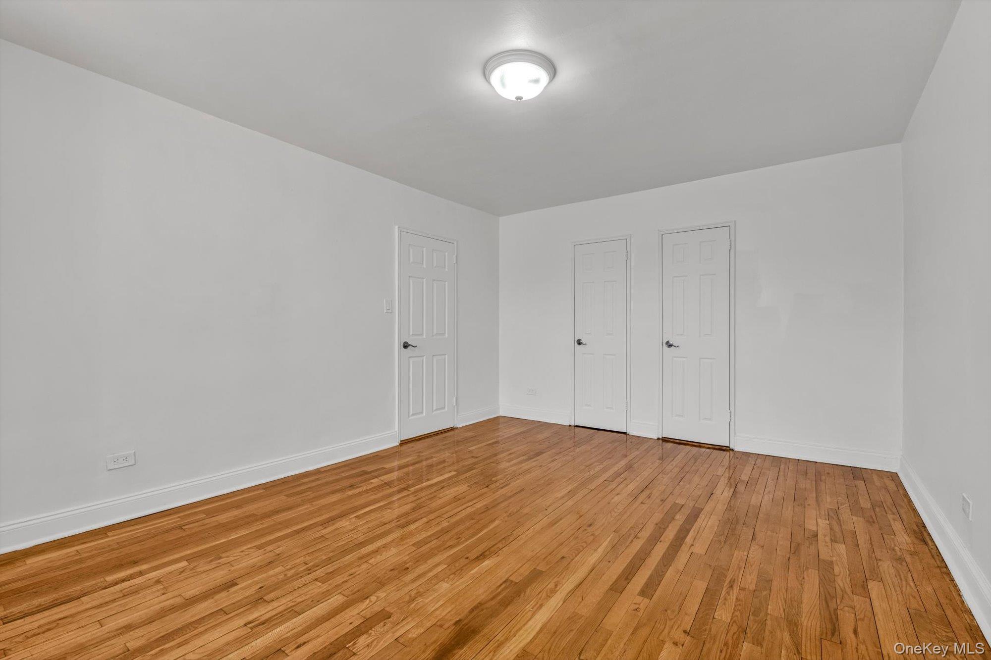 67-12 Yellowstone Boulevard E5 Property Photo 10