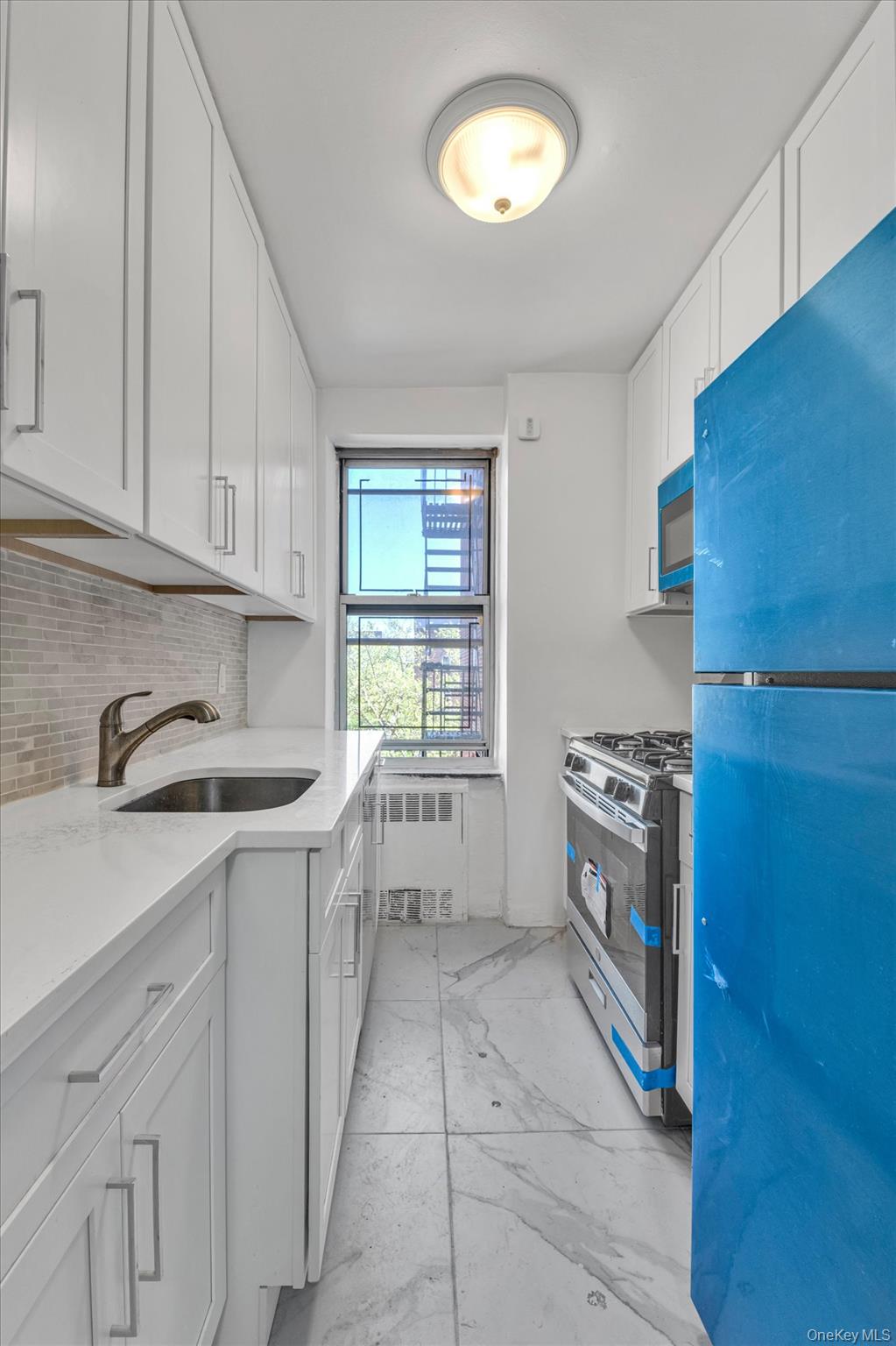 67-12 Yellowstone Boulevard E5 Property Photo 12