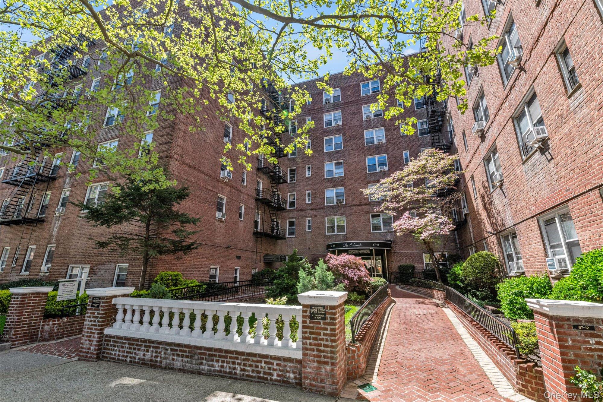 67-12 Yellowstone Boulevard E5 Property Photo 16