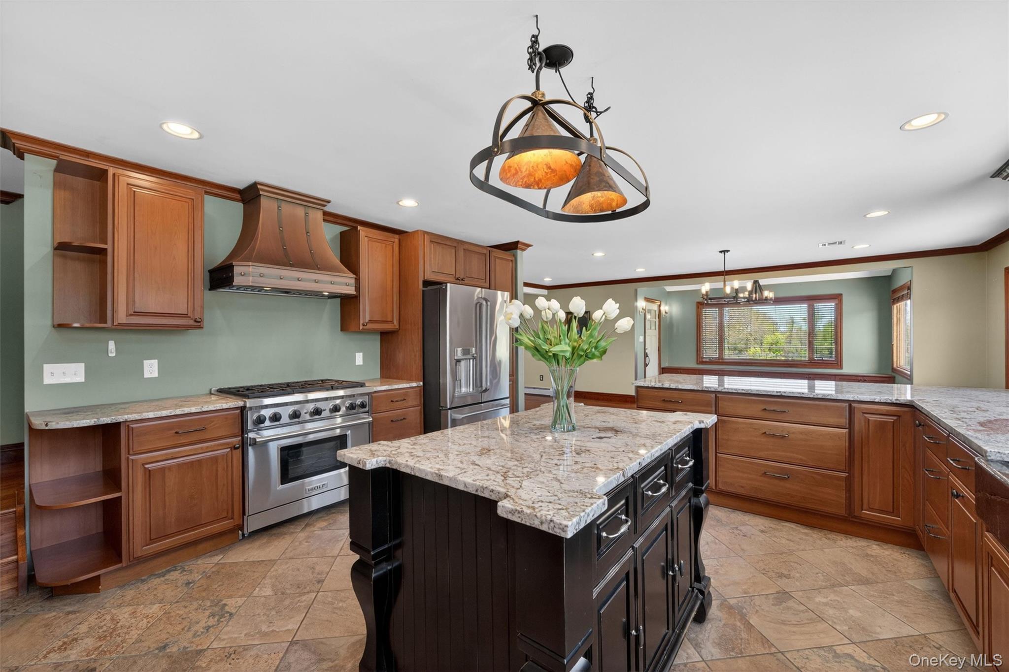 285 Maple Avenue Property Photo 14