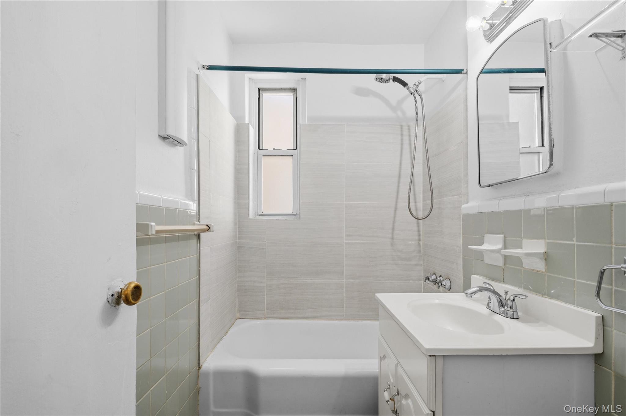 7445 Yellowstone Boulevard 6f Property Photo 12