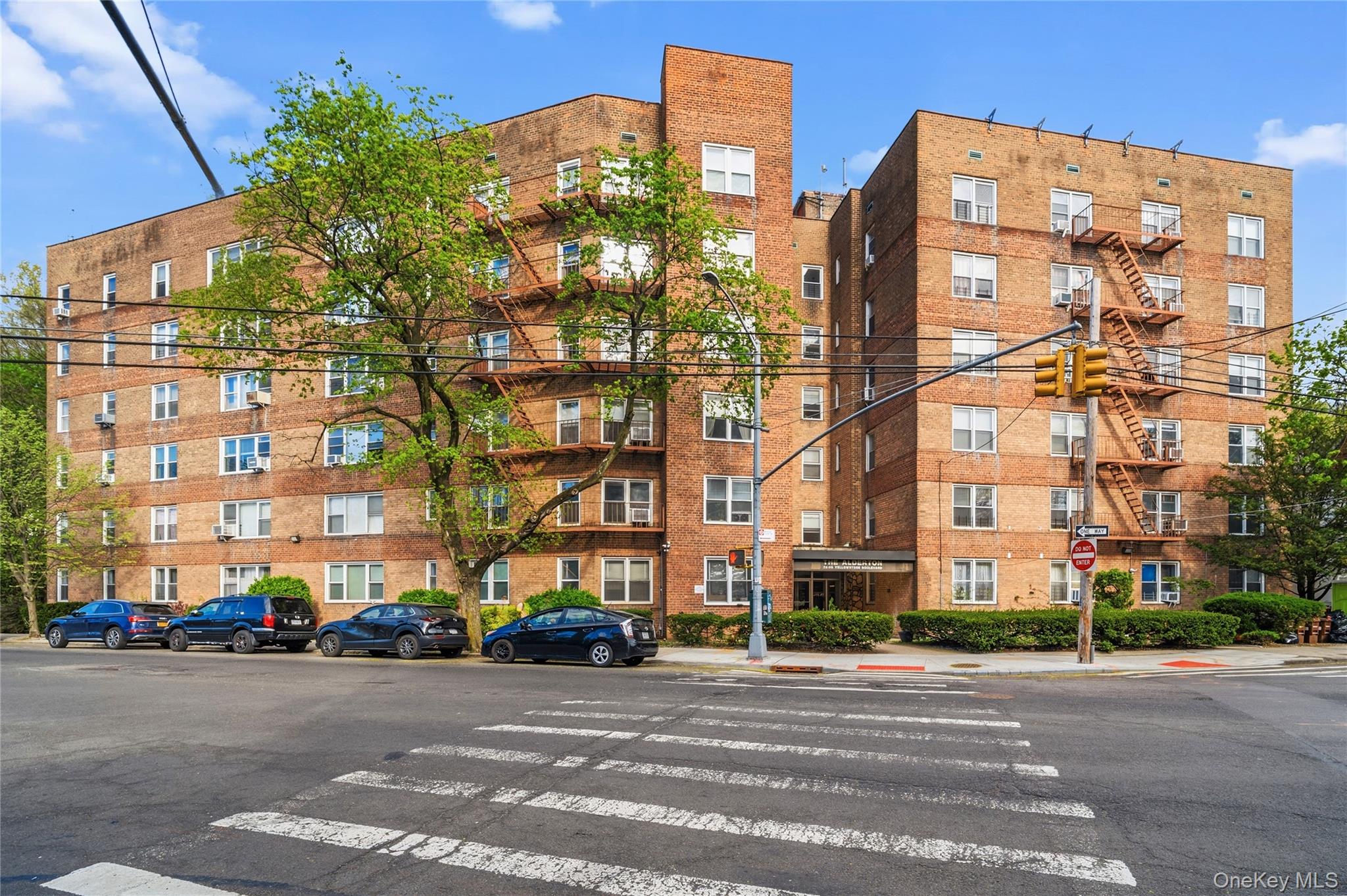 7445 Yellowstone Boulevard 6f Property Photo 18