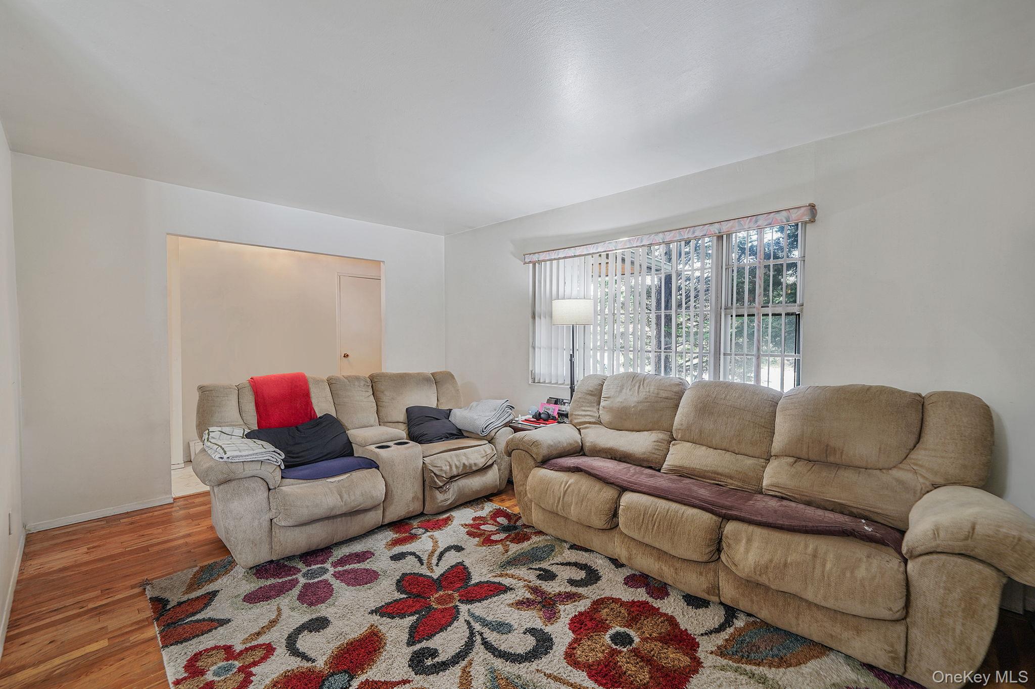 2771 Pond Avenue Property Photo 5