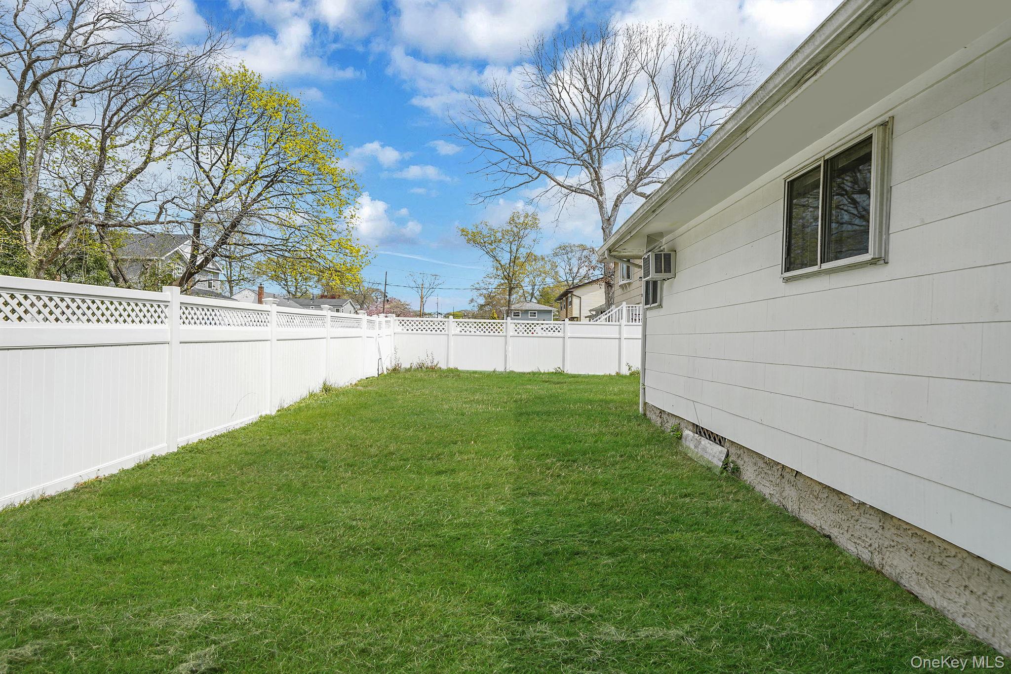 2771 Pond Avenue Property Photo 19