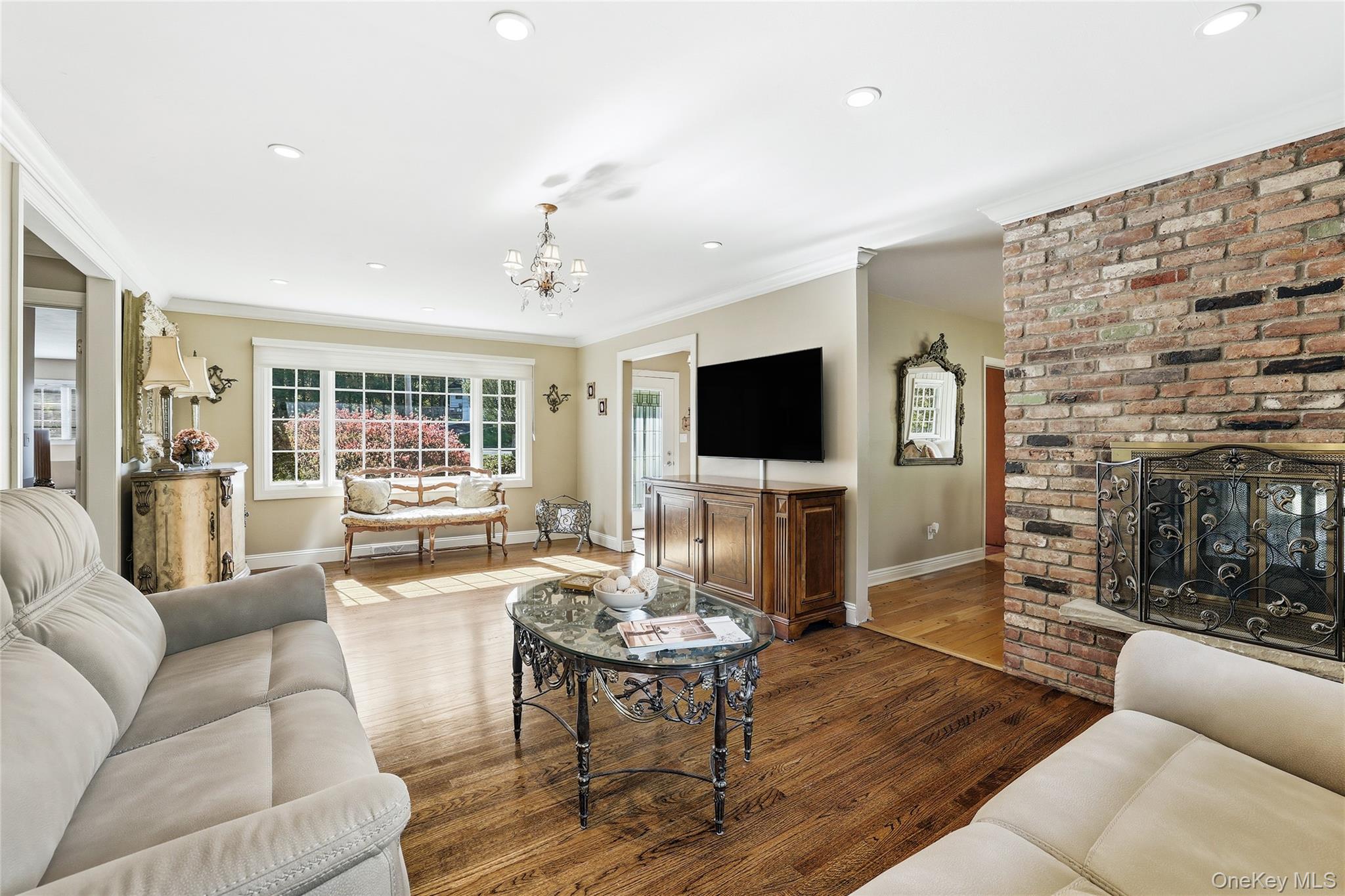 35 Mayer Drive Property Photo 3