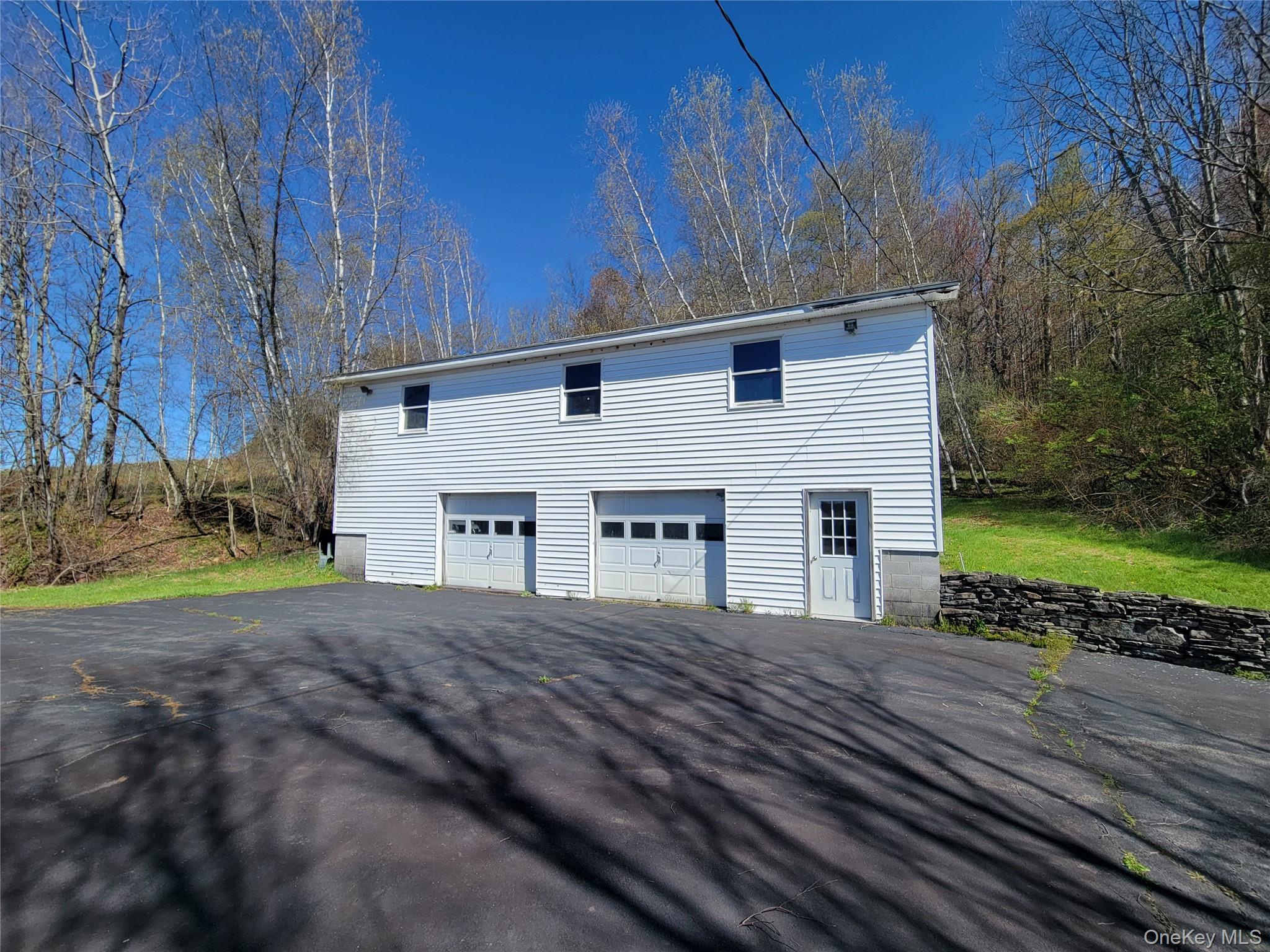 1089 Briscoe Road 1107 Property Photo 11
