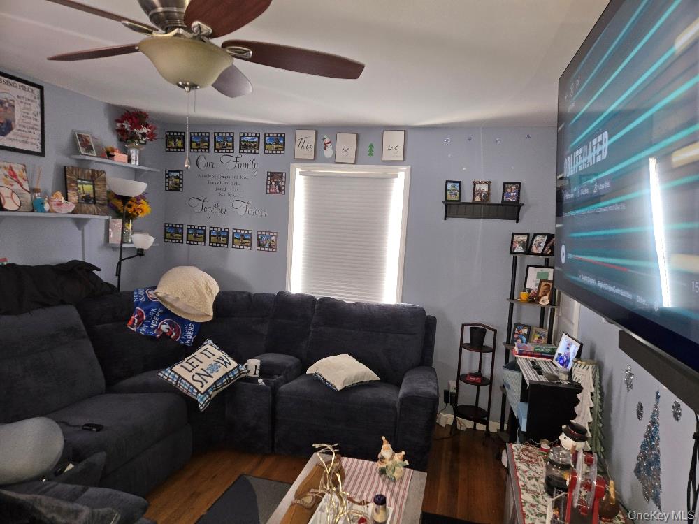 12 Carson Street Property Photo 14