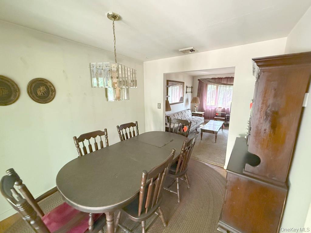 11 Sherwood Heights Property Photo 2