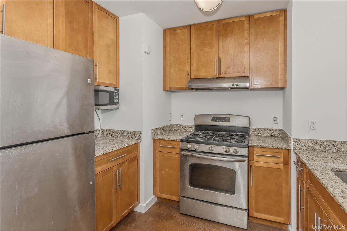 40-26 College Point Boulevard 11e Property Photo 3