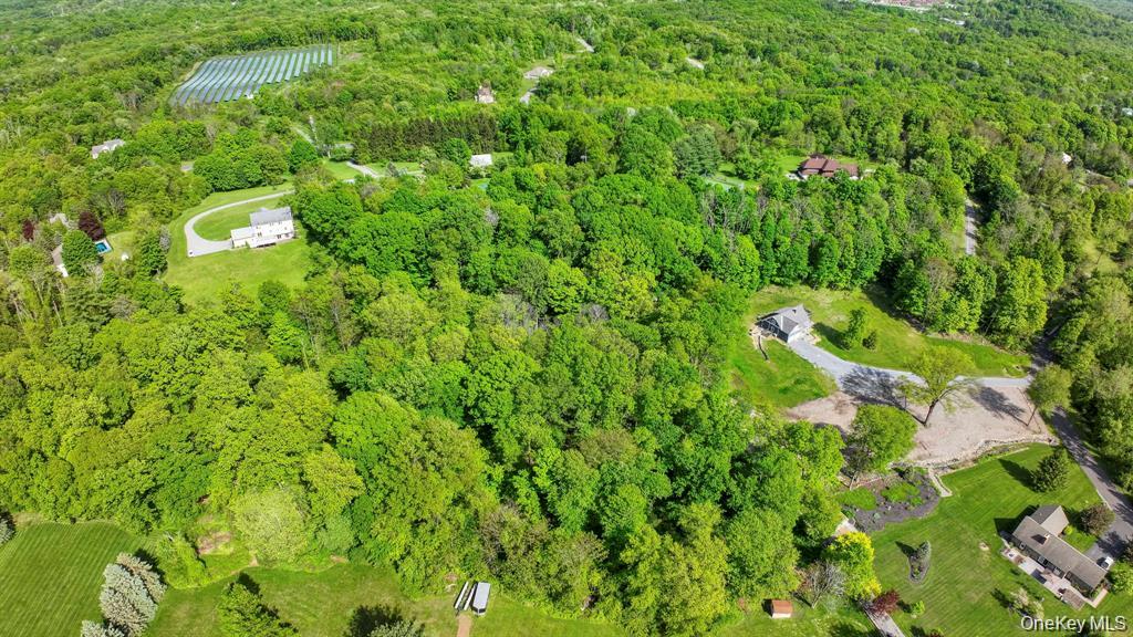 Harley Tucker Hill Property Photo 3