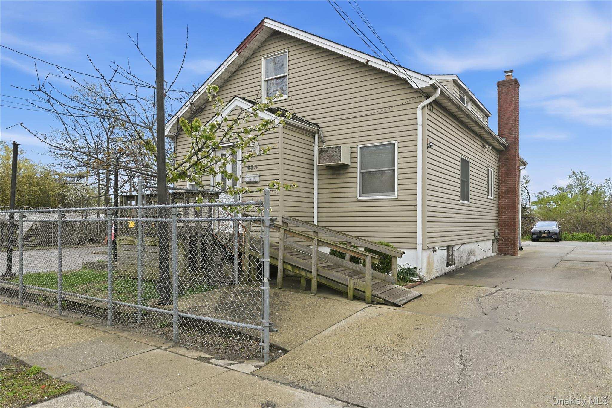 433 Atlantic Avenue Property Photo 15