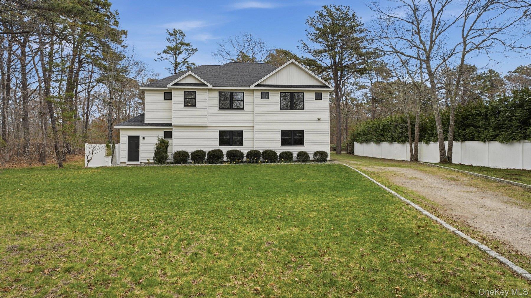 420 Maple Avenue Property Photo 1