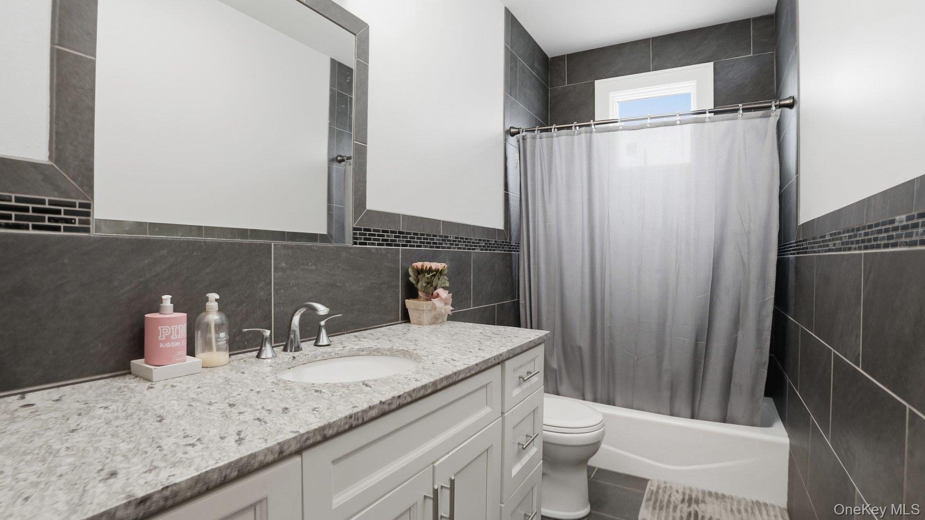 420 Maple Avenue Property Photo 14