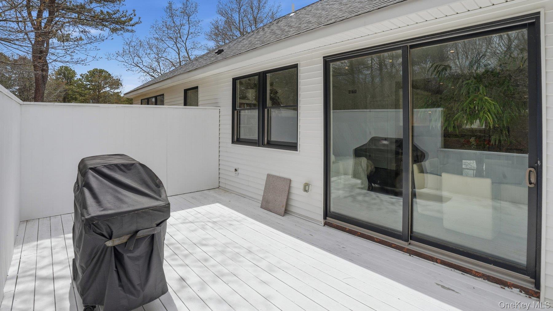 420 Maple Avenue Property Photo 19