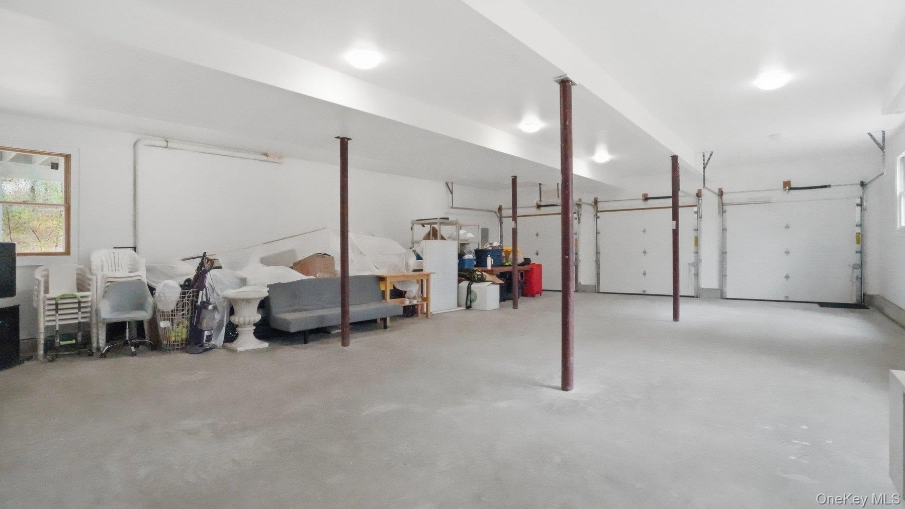 420 Maple Avenue Property Photo 27