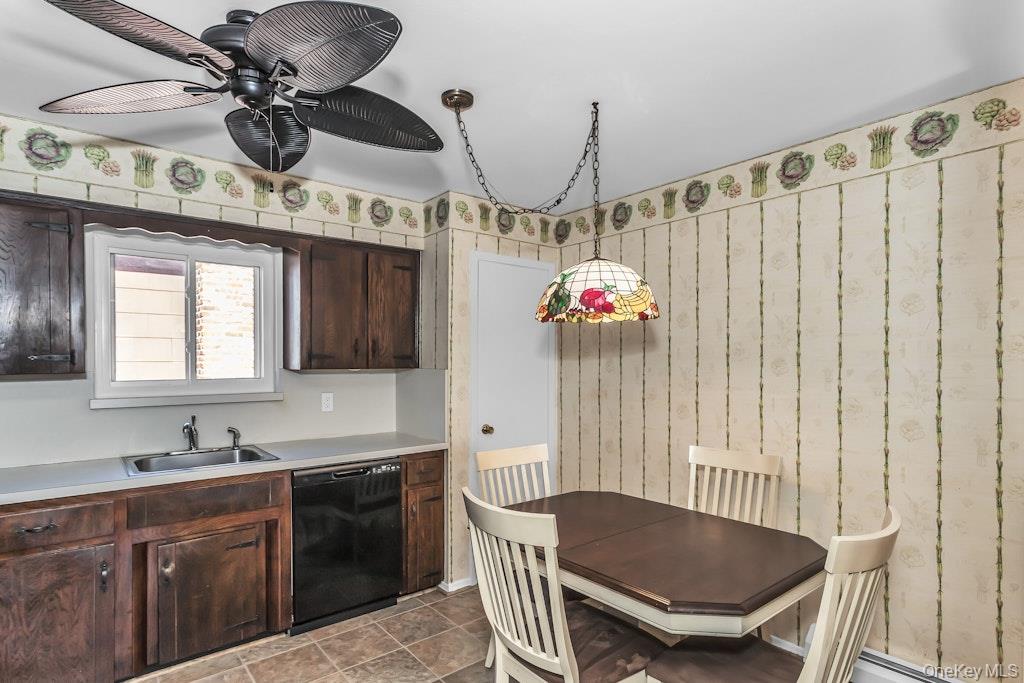 12 Spring Street Property Photo 11