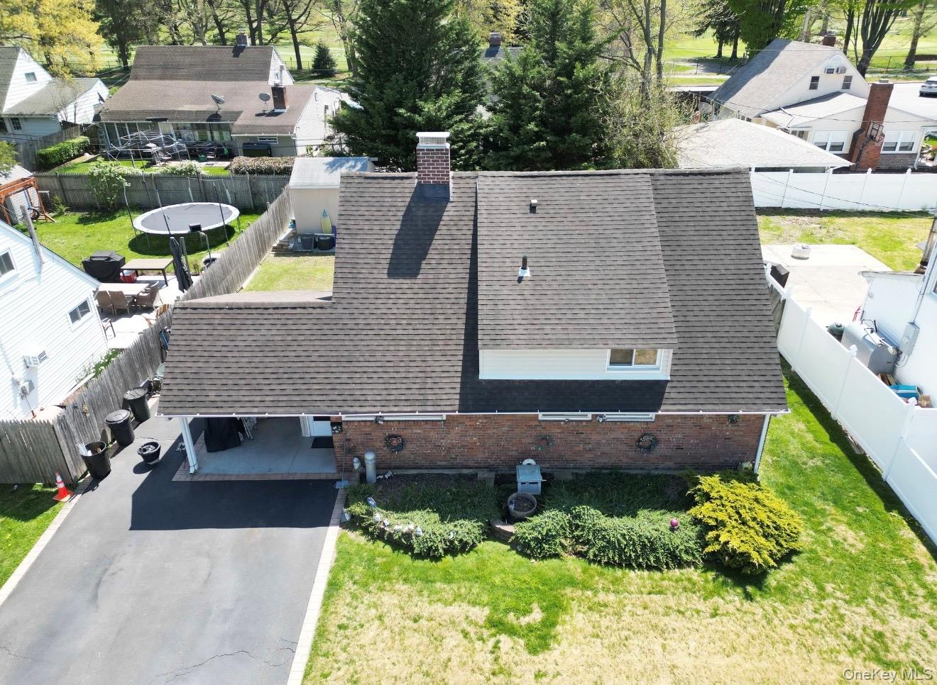 6 Mead Lane Property Photo 2