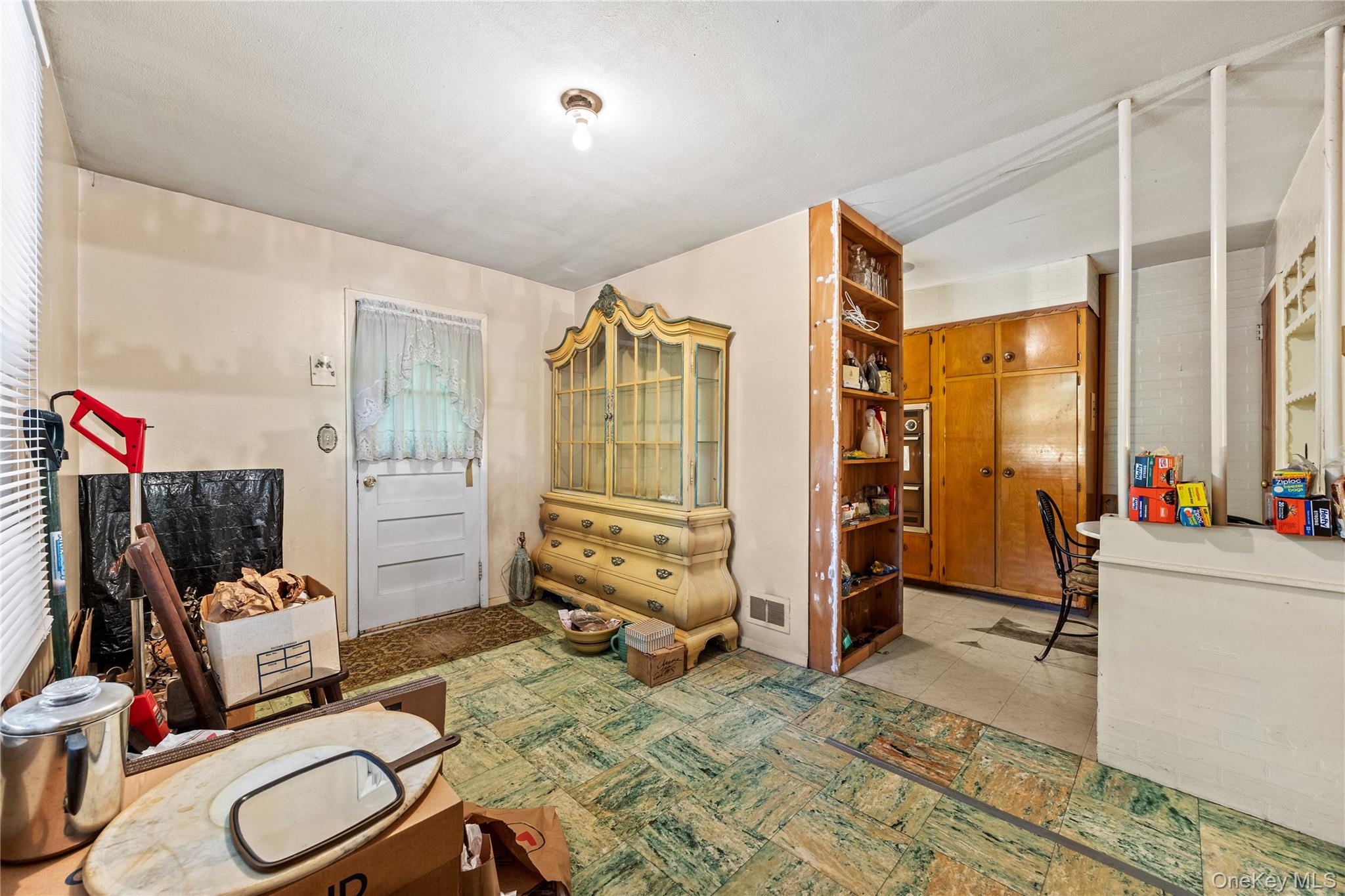 58 Claremont Avenue Property Photo 6