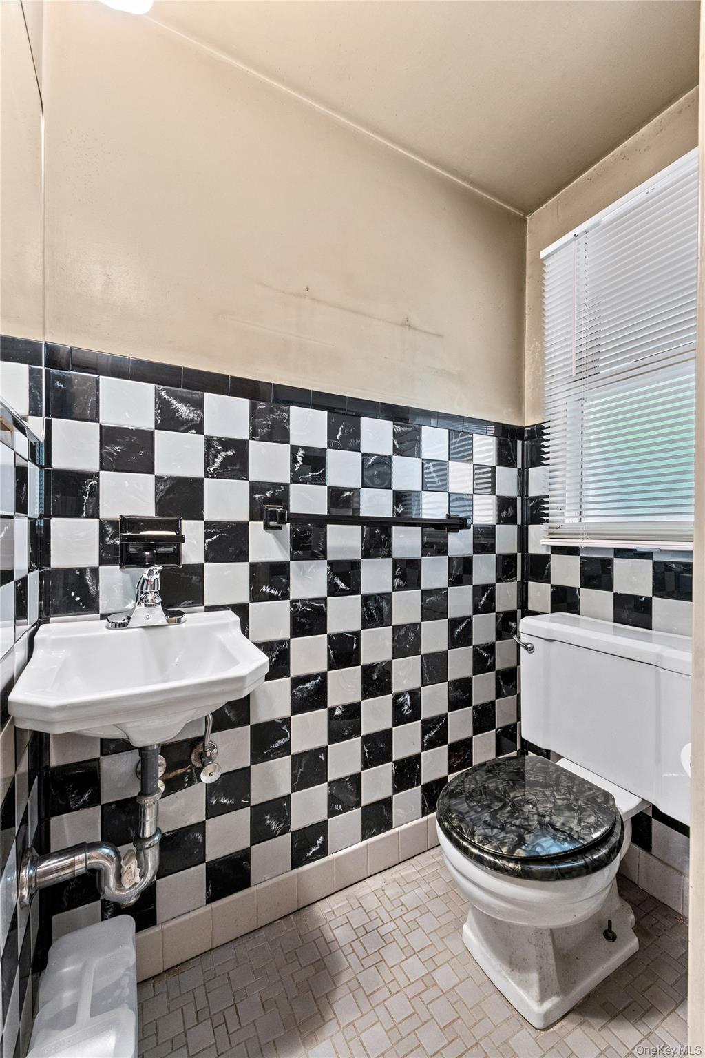 58 Claremont Avenue Property Photo 8