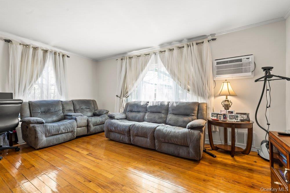 73-37 197th Street Property Photo 9