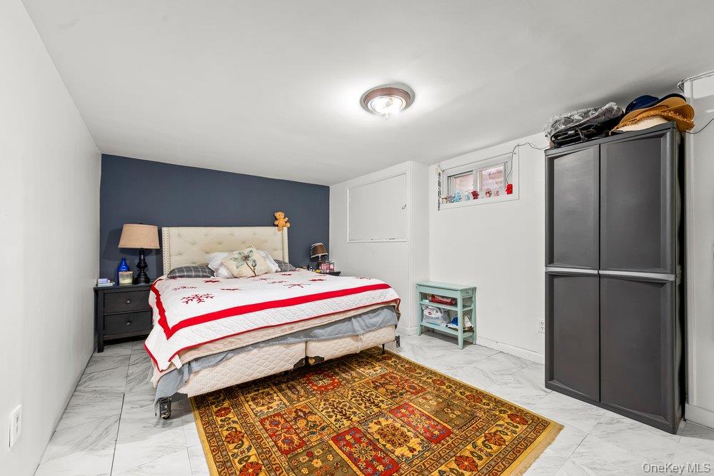 73-37 197th Street Property Photo 17