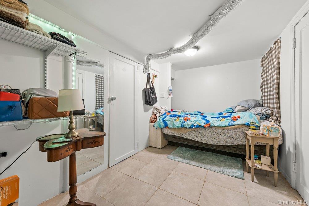 73-37 197th Street Property Photo 18