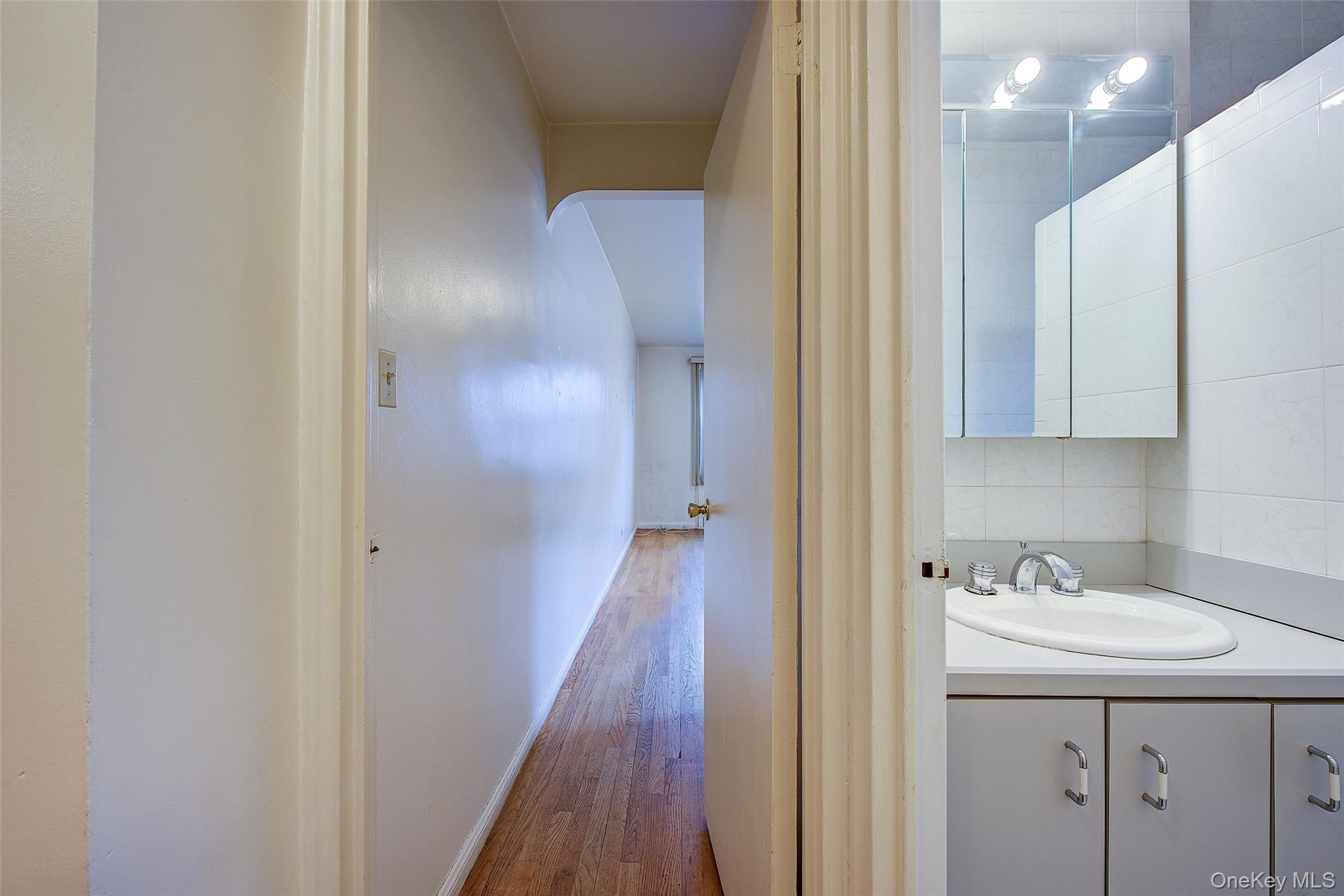 67-87 Booth Street 6j Property Photo 24
