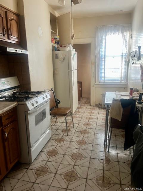 4327 Elbertson Street Property Photo 21