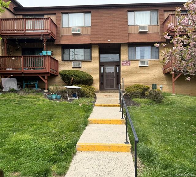 351 Richard Court Property Photo 2