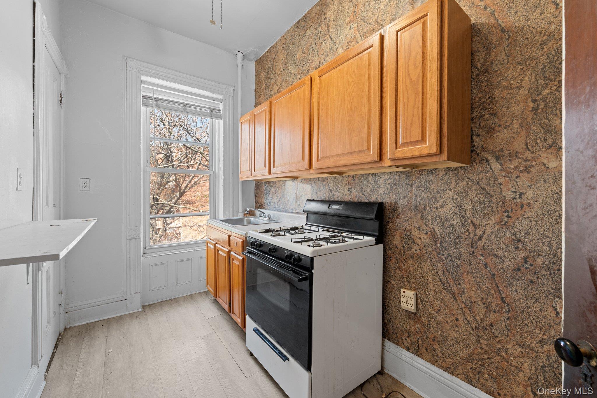 367a Quincy Street A Property Photo 19