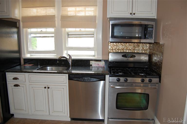 35 E Birch Street Property Photo 4