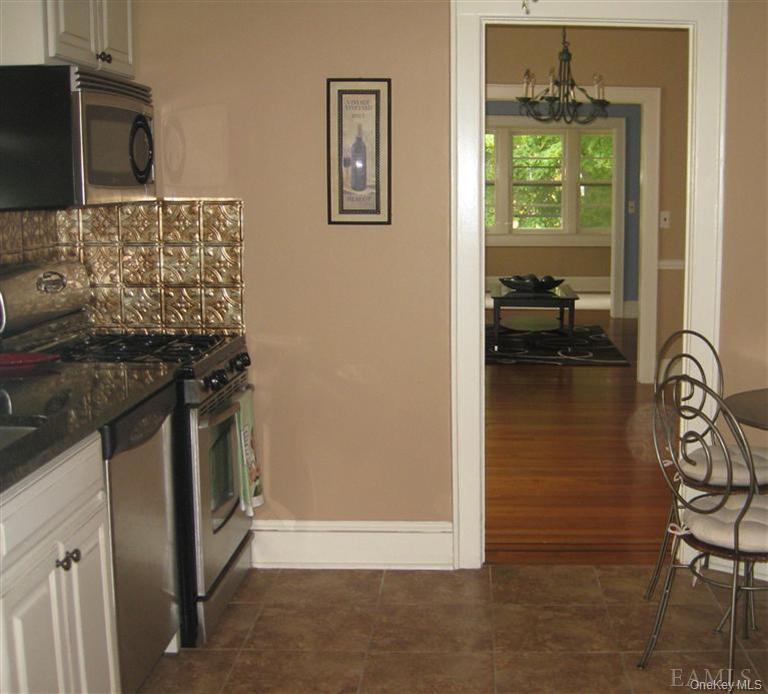 35 E Birch Street Property Photo 5