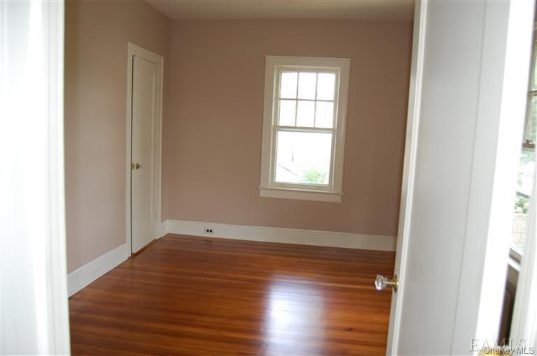 35 E Birch Street Property Photo 13