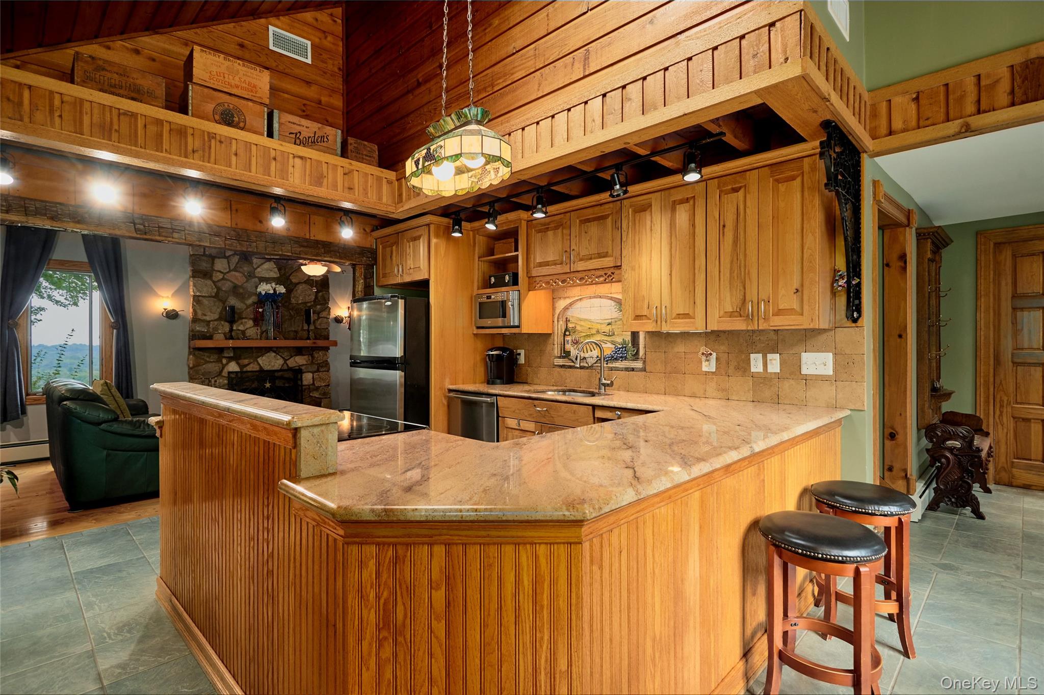 49 Iron Mountain Road Property Photo 6