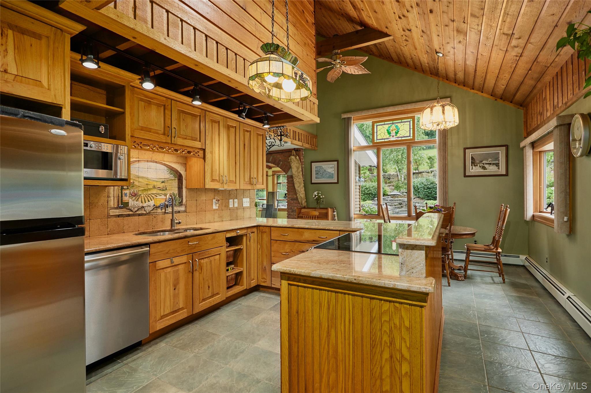 49 Iron Mountain Road Property Photo 7