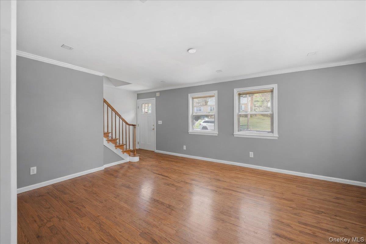 33 Greenwood Lane Property Photo 3