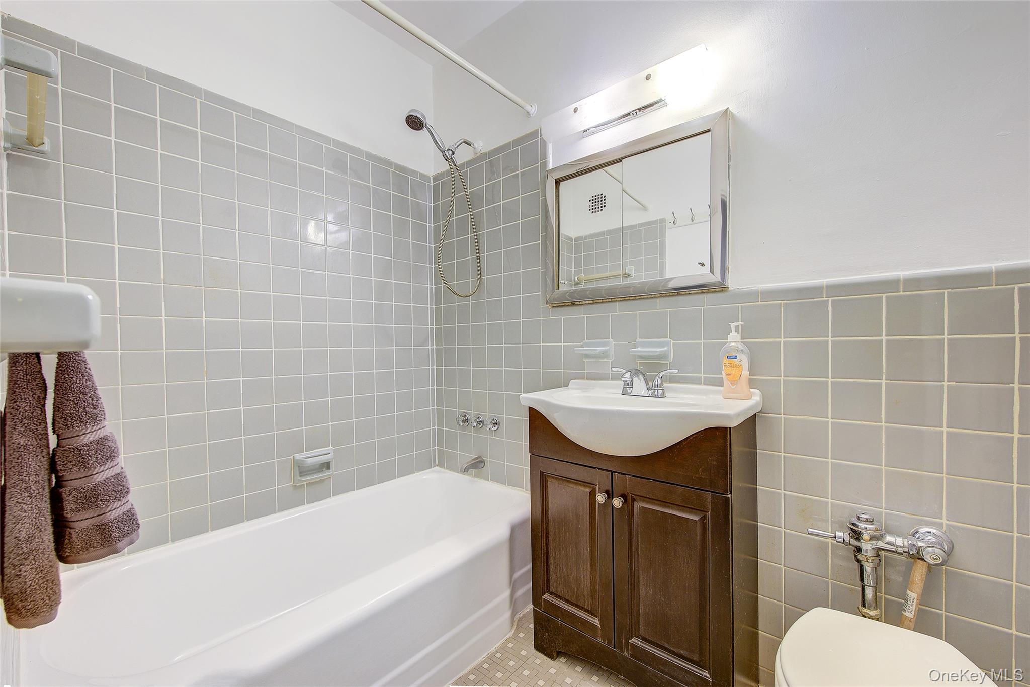 102-30 Queens Boulevard 2h Property Photo 22