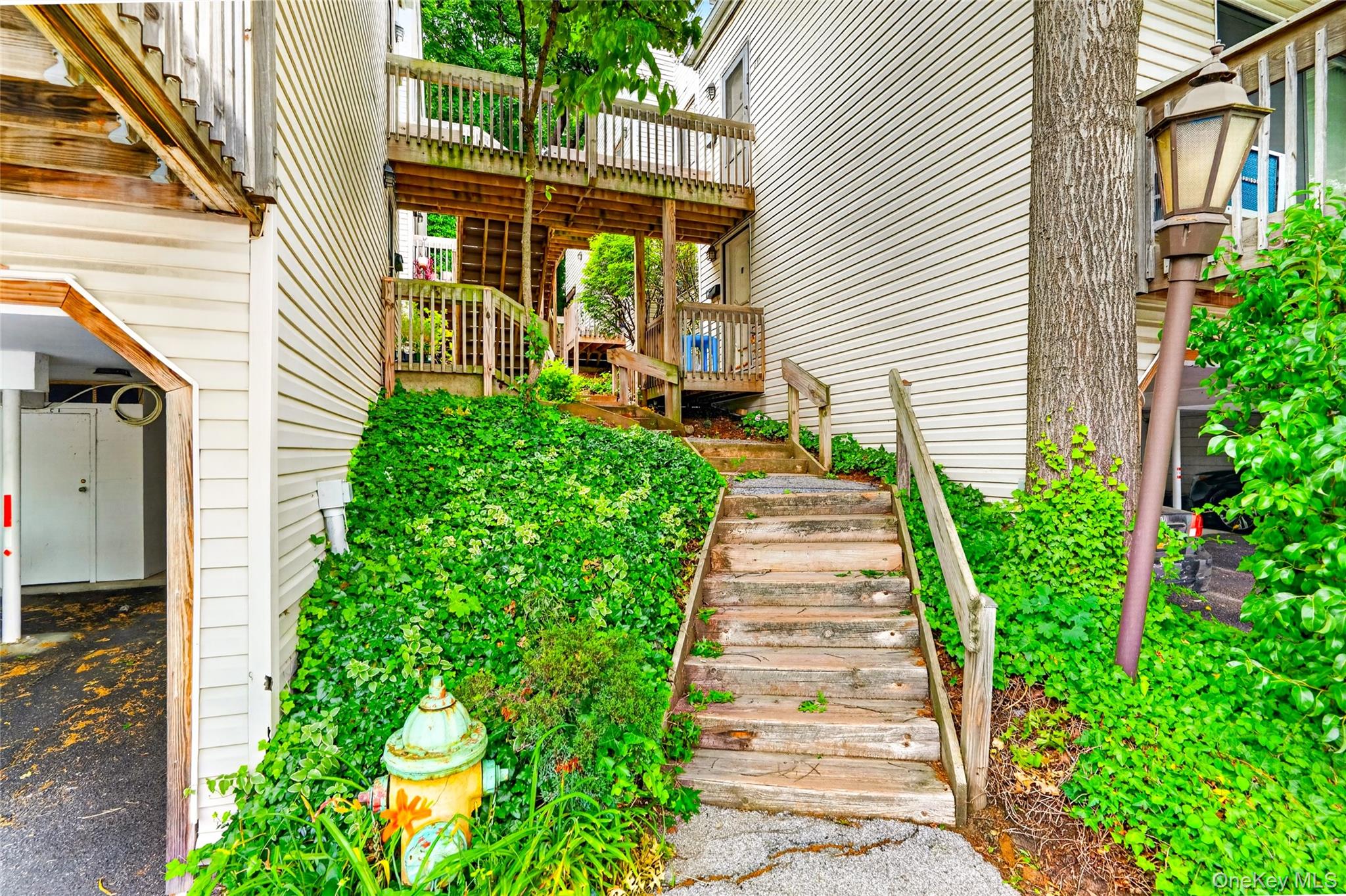 23 Hillside Terrace D Property Photo 2