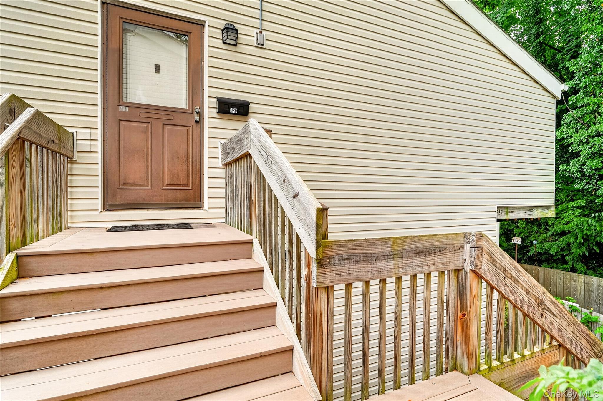23 Hillside Terrace D Property Photo 3