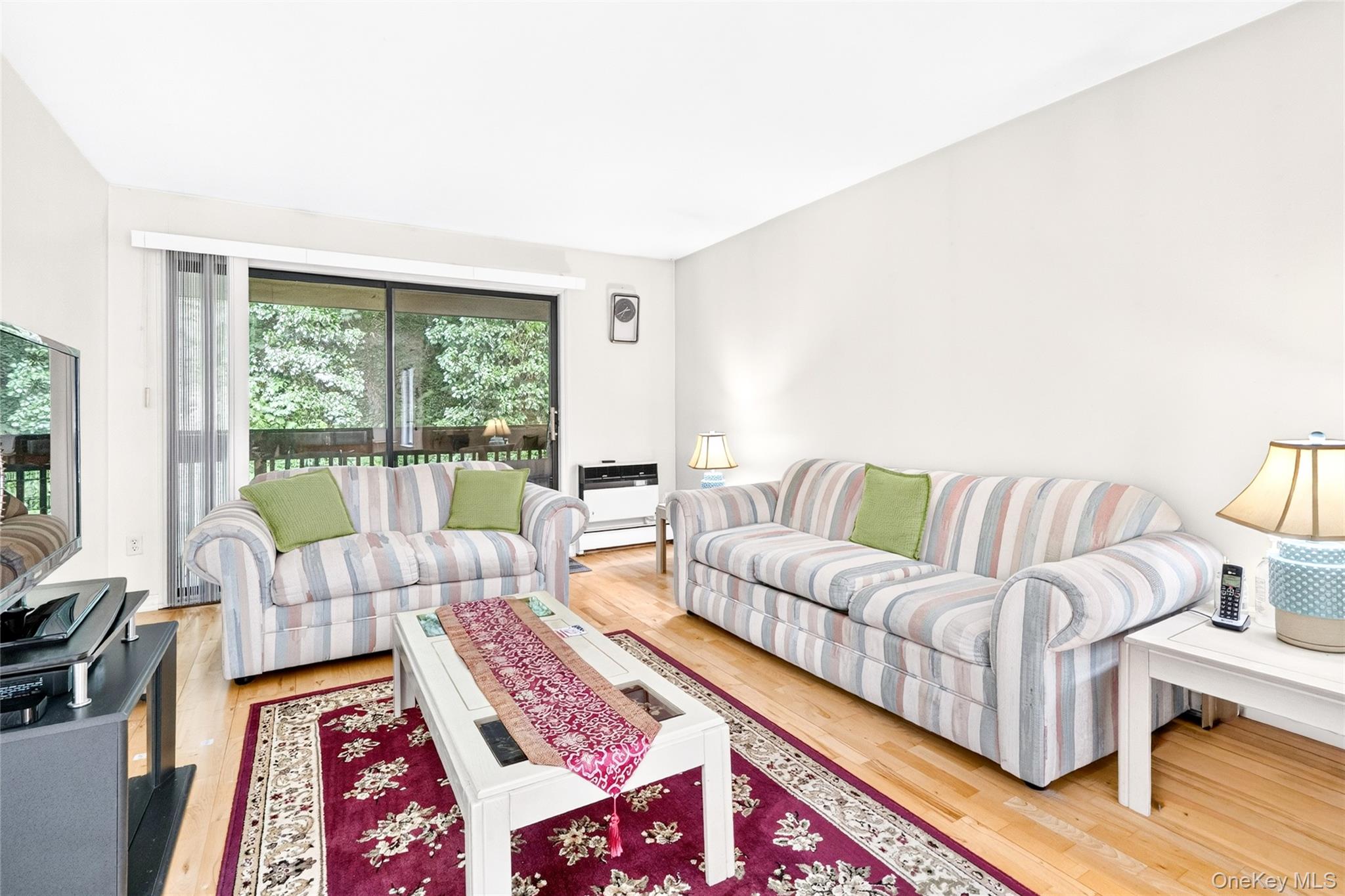 23 Hillside Terrace D Property Photo 9