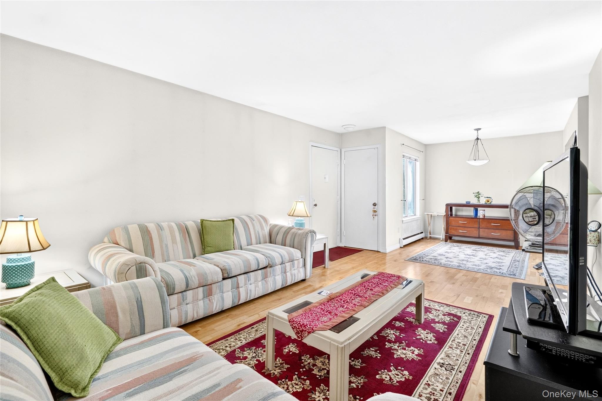23 Hillside Terrace D Property Photo 11