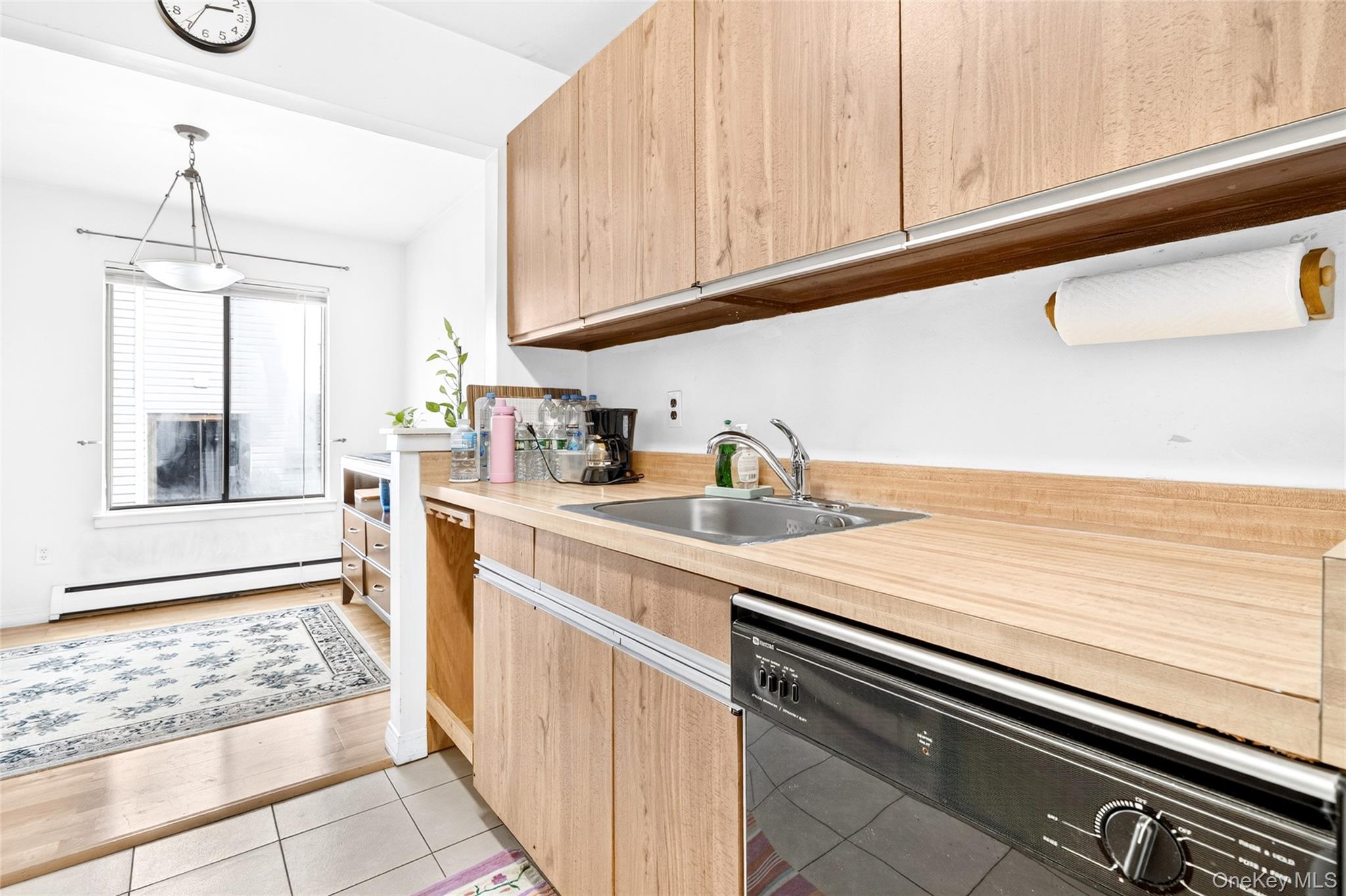 23 Hillside Terrace D Property Photo 23