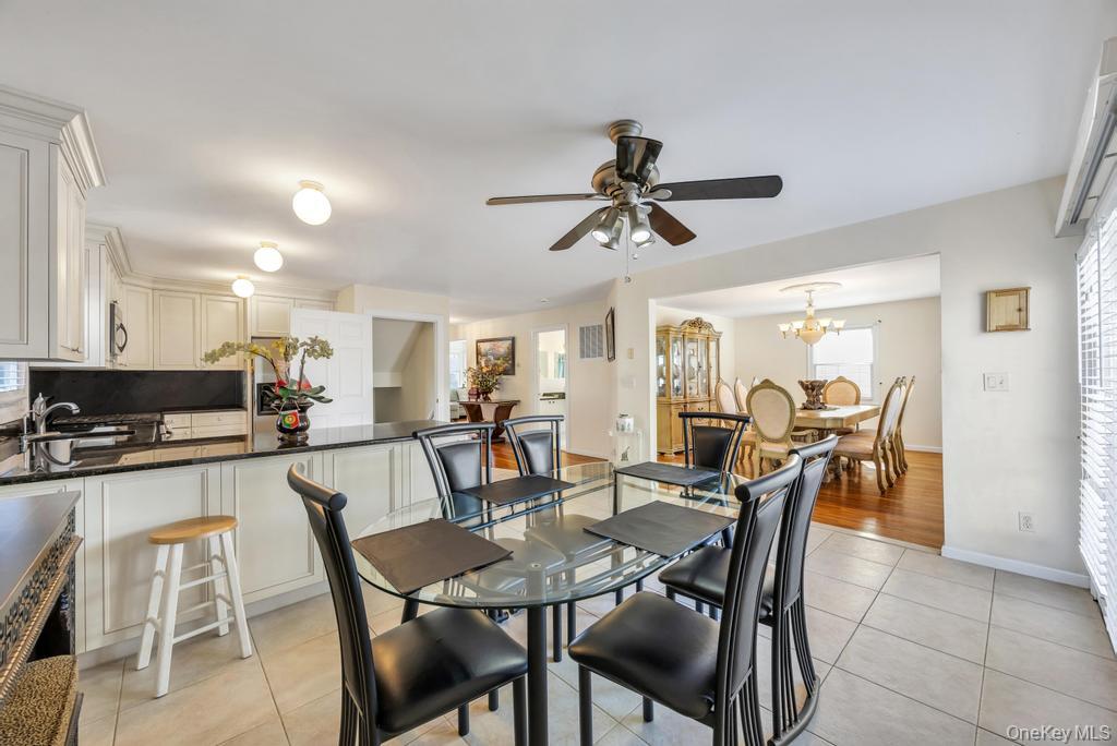 64 Cottage Place Property Photo 20