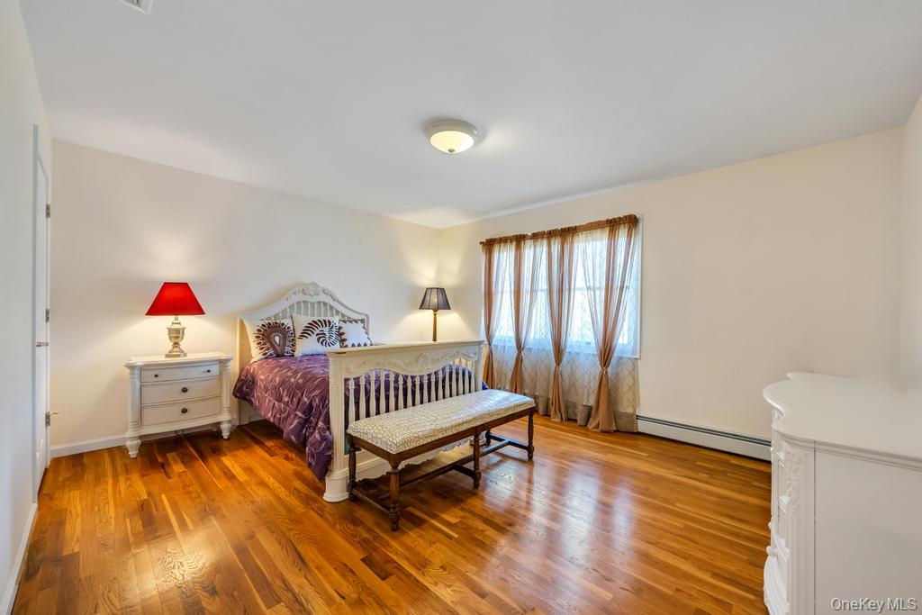 64 Cottage Place Property Photo 25