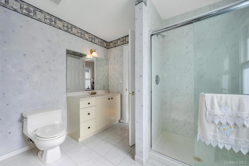 64 Cottage Place Property Photo 31