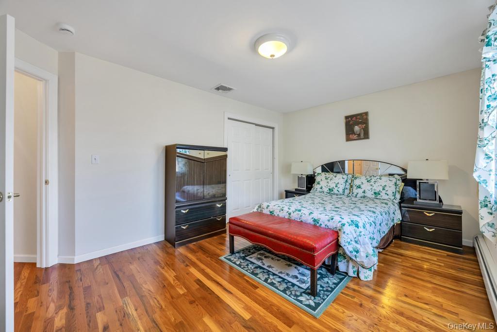 64 Cottage Place Property Photo 34