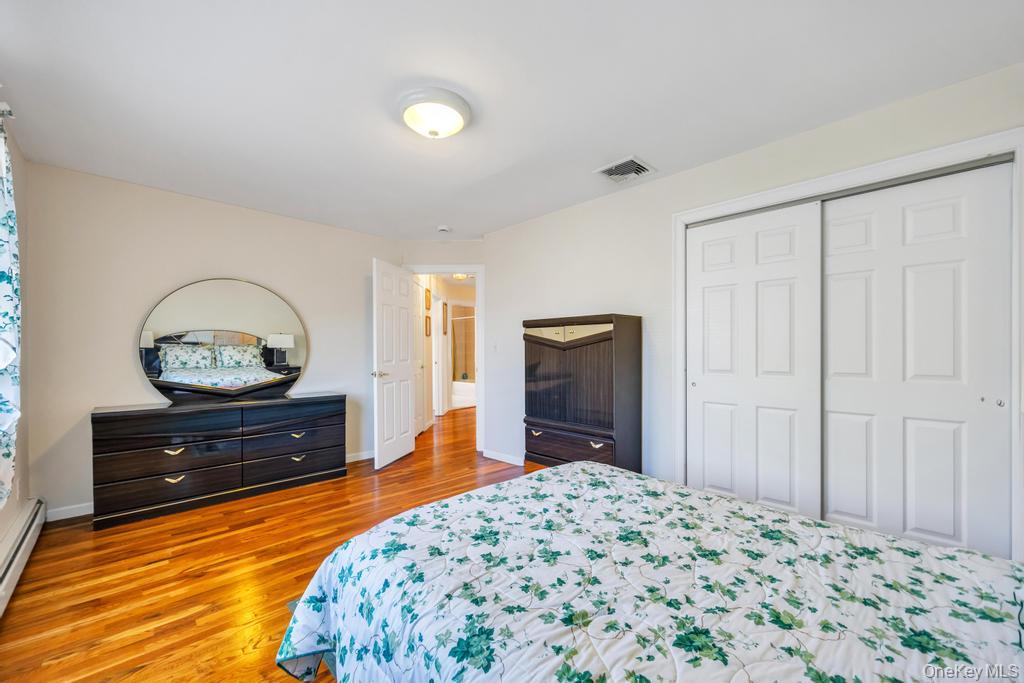 64 Cottage Place Property Photo 35
