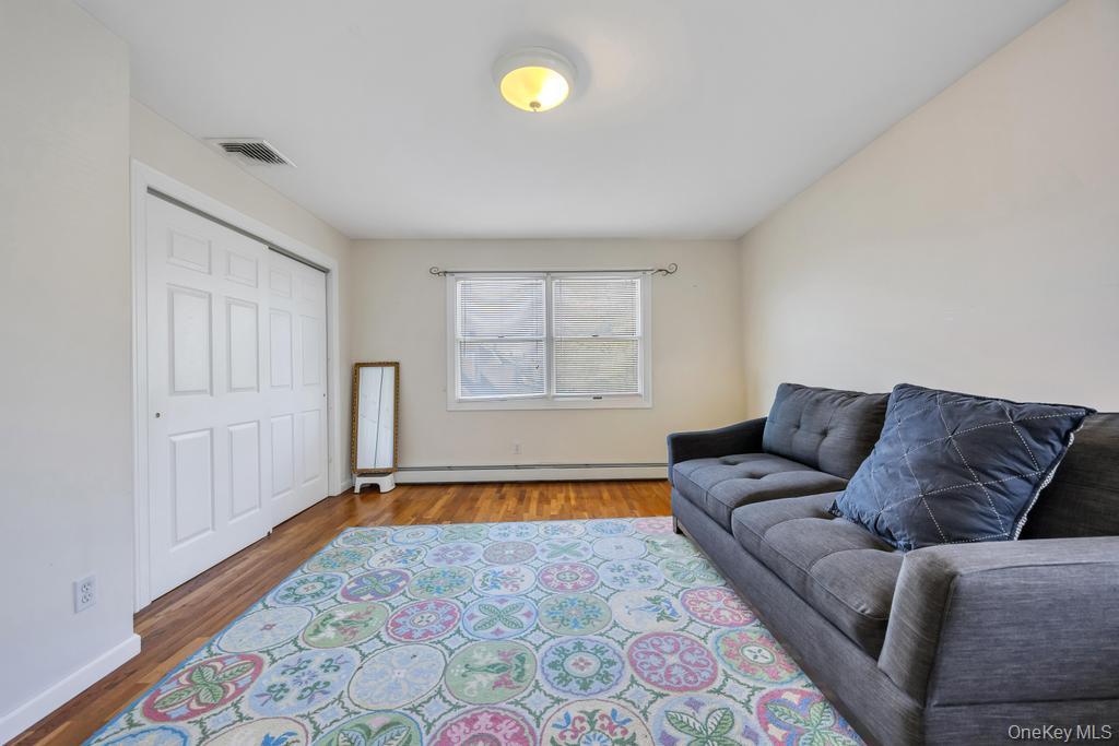 64 Cottage Place Property Photo 36