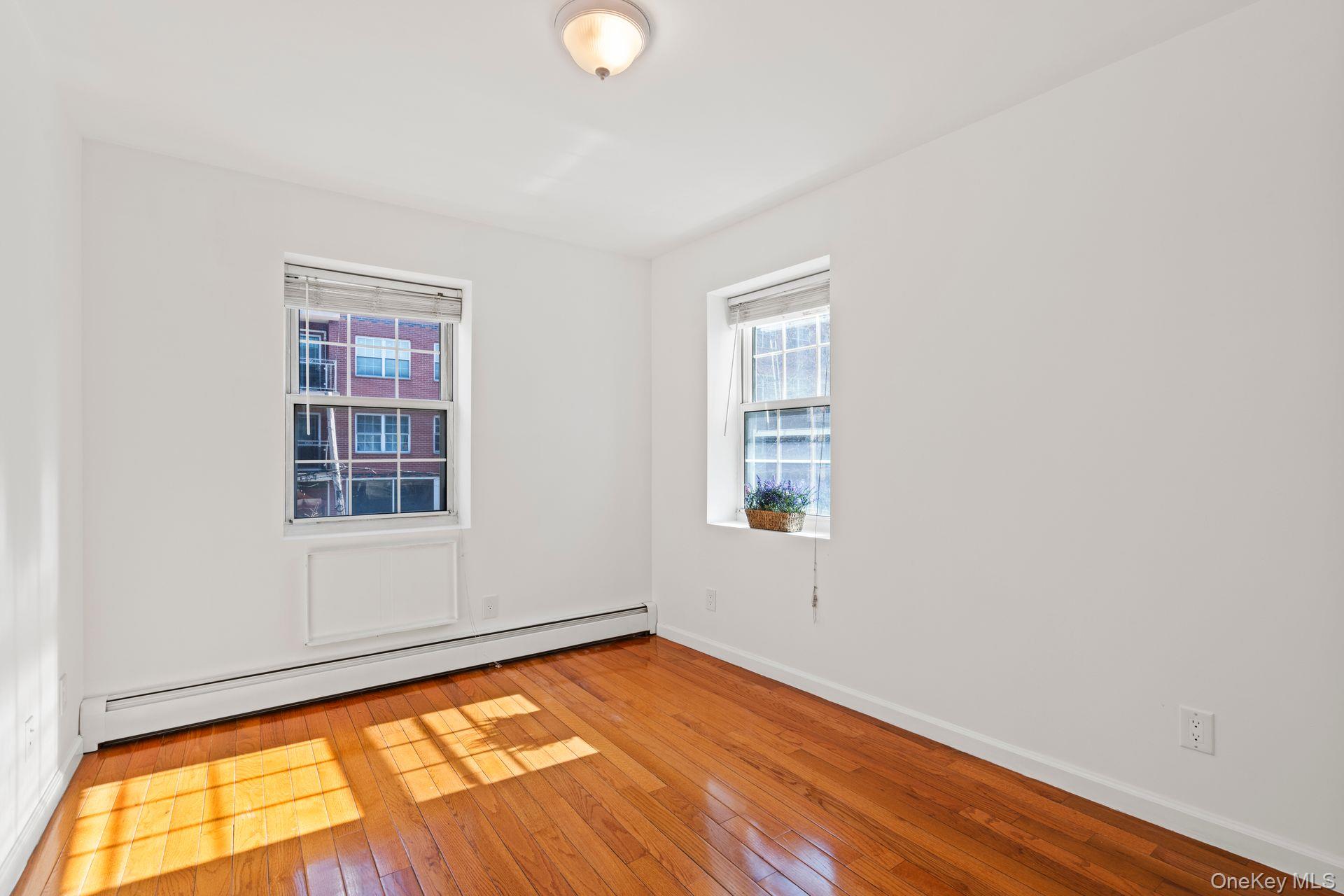 3506 Leavitt Street 3i Property Photo 13