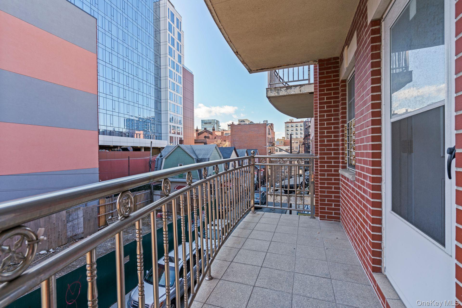 3506 Leavitt Street 3i Property Photo 16